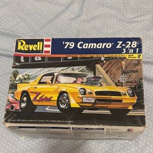 Revell '79 Camaro Z-28 Model Kit - Yellow